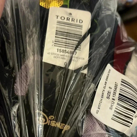 Torrid Sweater Christmas Disney Lilo & Stitch Santa Sequins Plus Size 0 - Picture 6 of 7